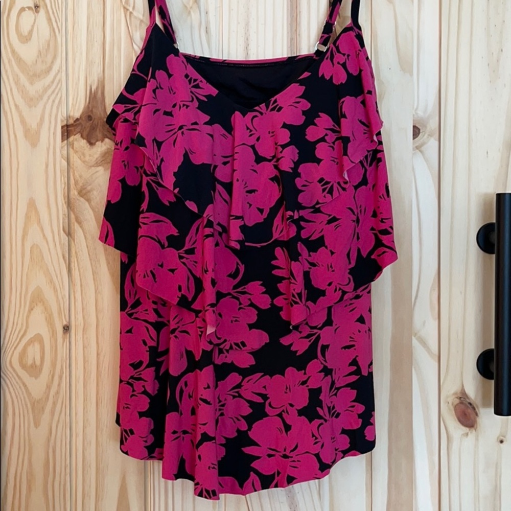 Ruffled swim top